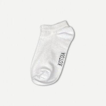 Kotoia 3 ankle Strawberry cotton socks ( navy blue , white and plain white )