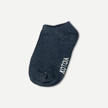 Kotoia 3 ankle Strawberry cotton socks ( navy blue , white and plain black )