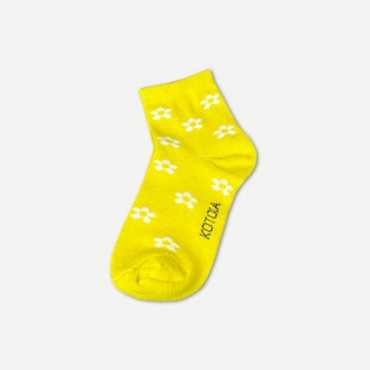 Kotoia half flowers for kids cotton socks - pack of 4