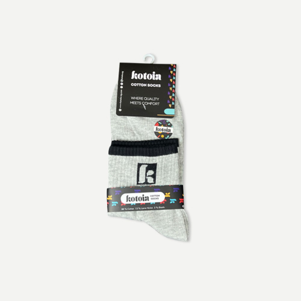 Kotoia half letter K light gray for men cotton socks 