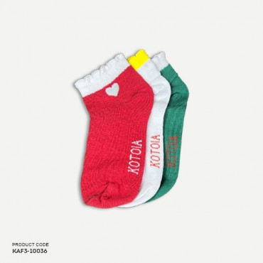 Kotoia 3 ankle heart cotton socks red , green and white 